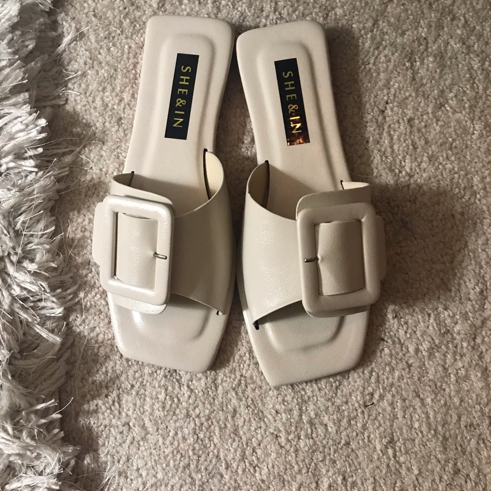 Buckle Decor Wide Fit Sliders
